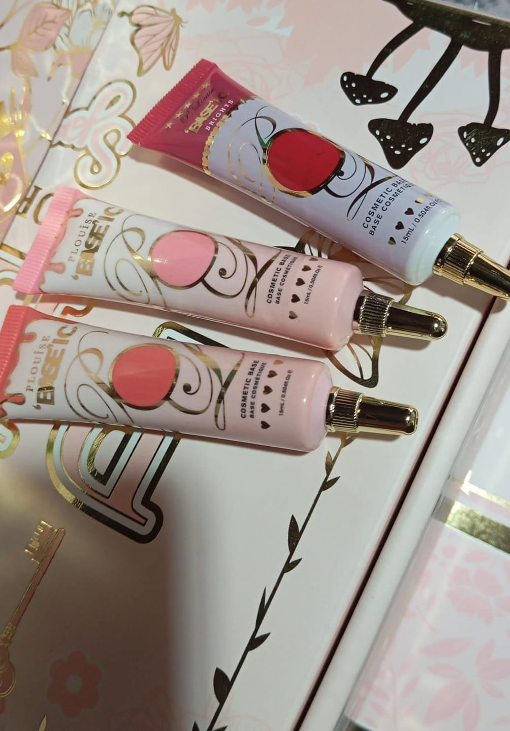 Customer photo review of P. Louise Coloured Base