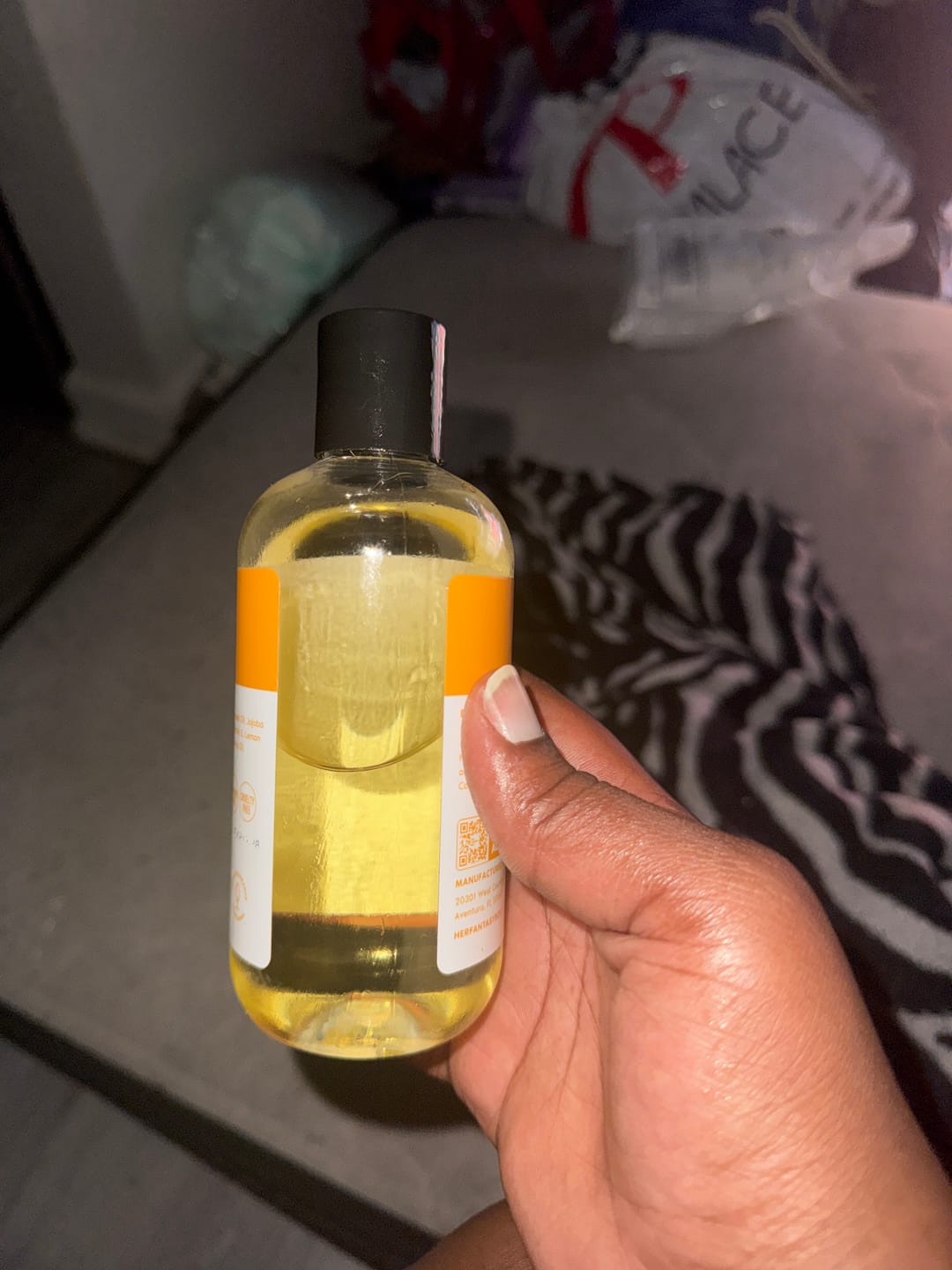 Customer photo review of Body Splash - Skin Smoothing Body Oil  (Pineapple Creme)
