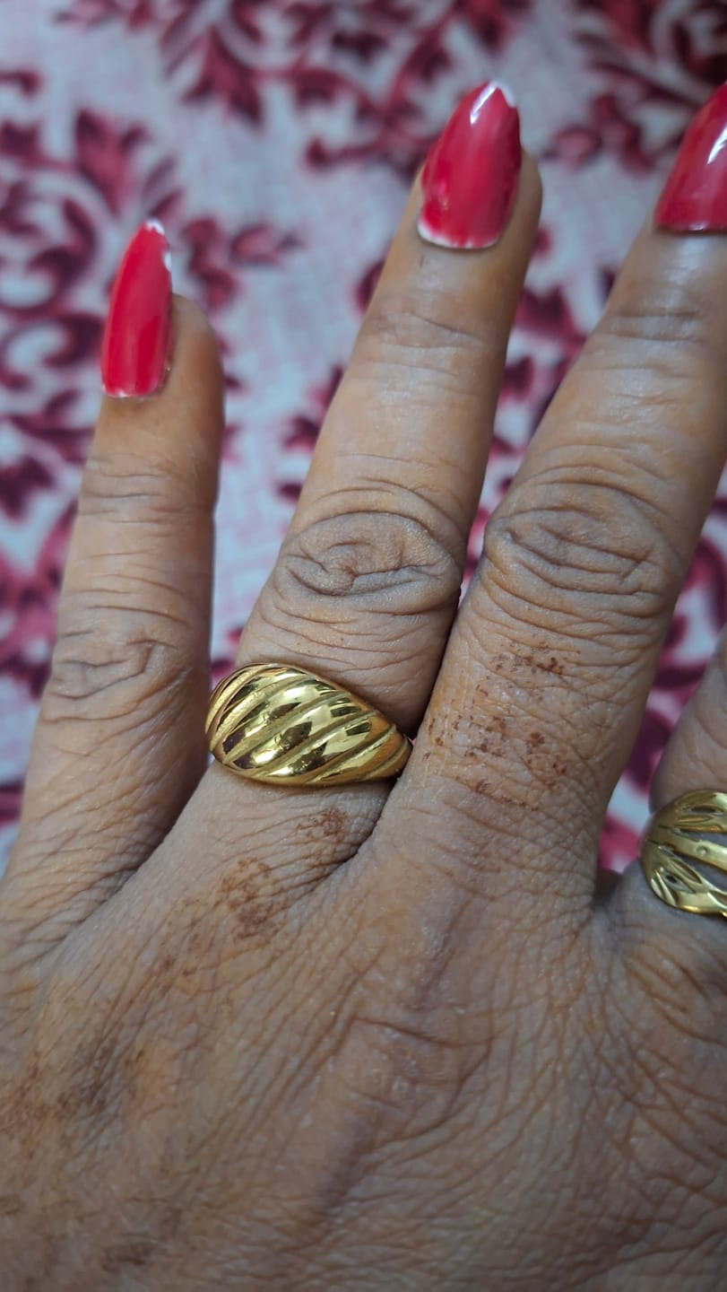 Customer photo review of Croissant Dome Ring