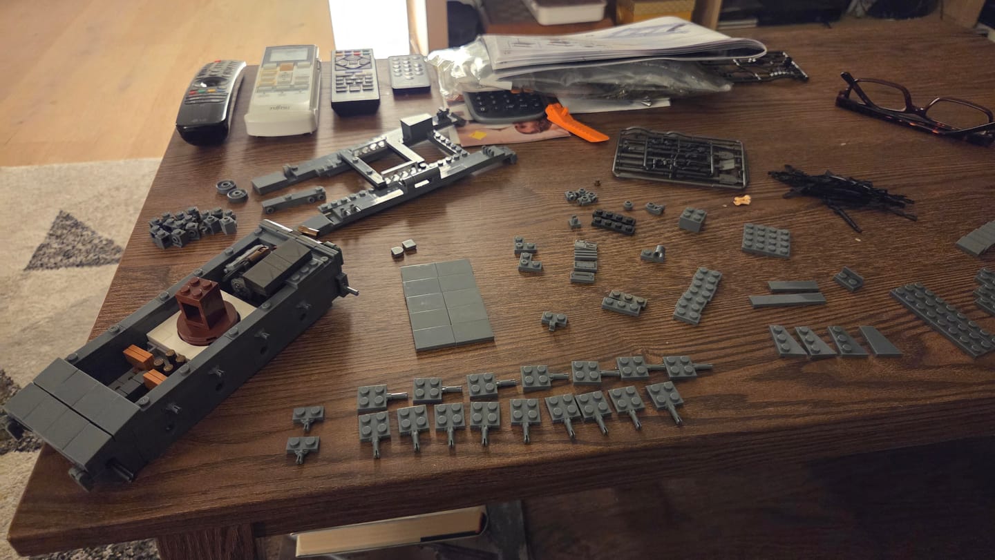 Customer photo review of Panther Tank (Grey) | 1180 PCS