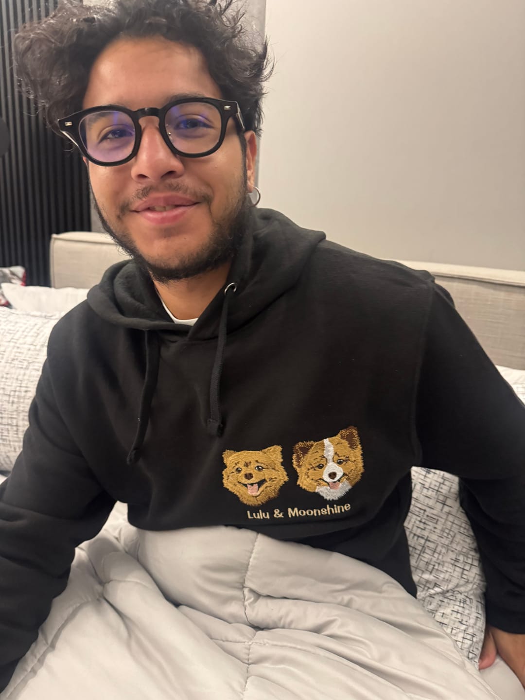 Customer photo review of Hoodie Importado Personalizado