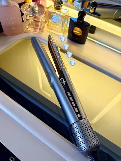 Customer photo review of Novaa® Airstraight - Lisseur Séchant à air sans plaques chauffantes - Nickel/Cuivré