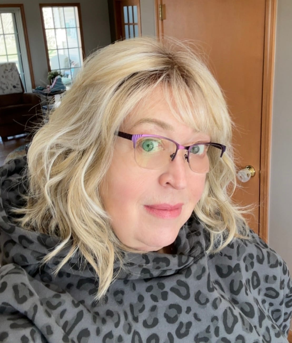 Customer photo review of PLAYFUL TEASE - Cream Soda Blonde
