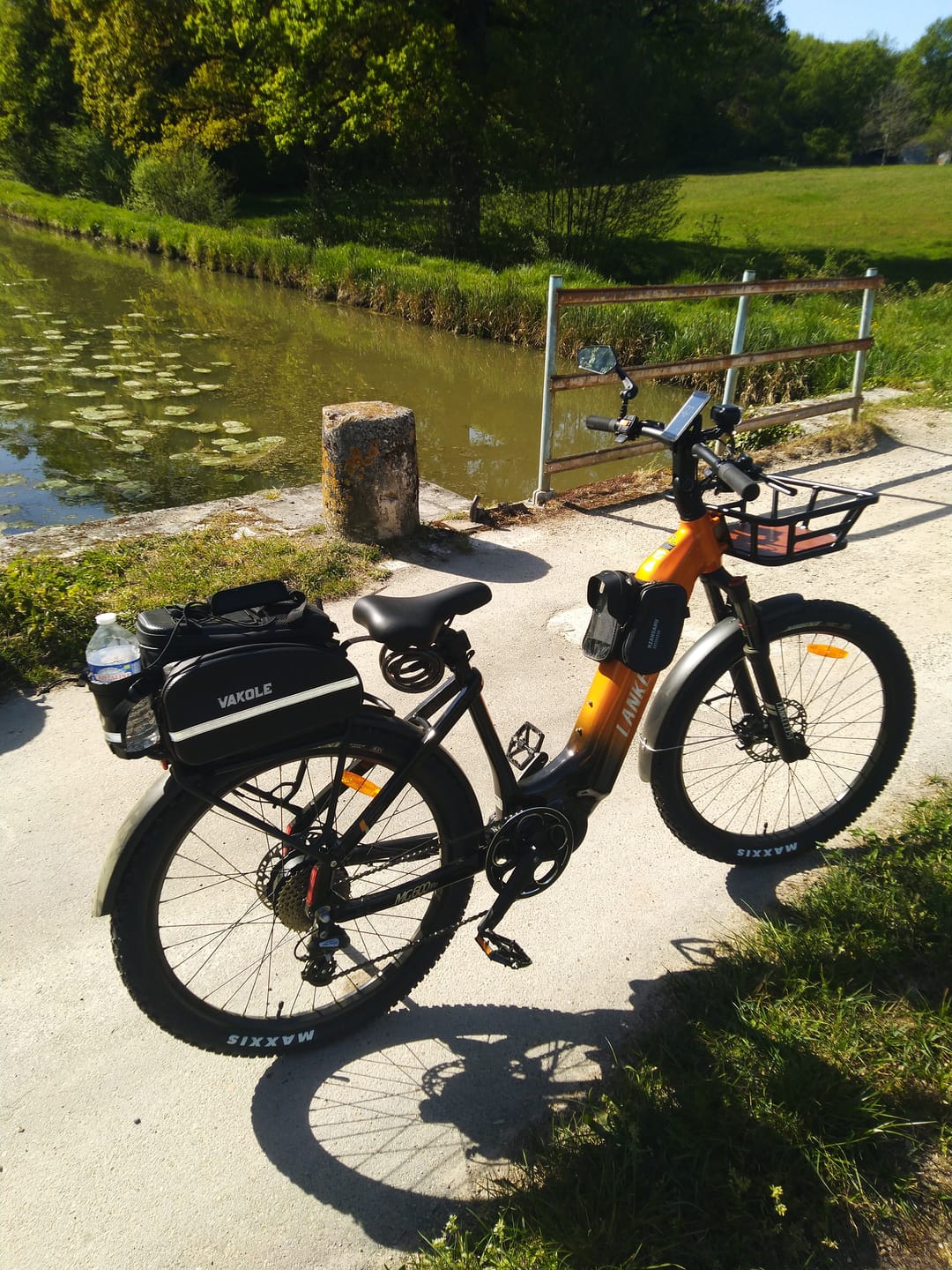 Customer photo review of Vakole Waterproof Bike Rack Bag With Large Capacity (17-35L)
