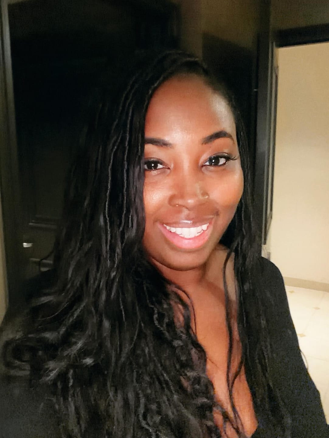 Customer photo review of Pre-looped Crochet Boho Locs with Body Wave Virgin Human Hair Curls