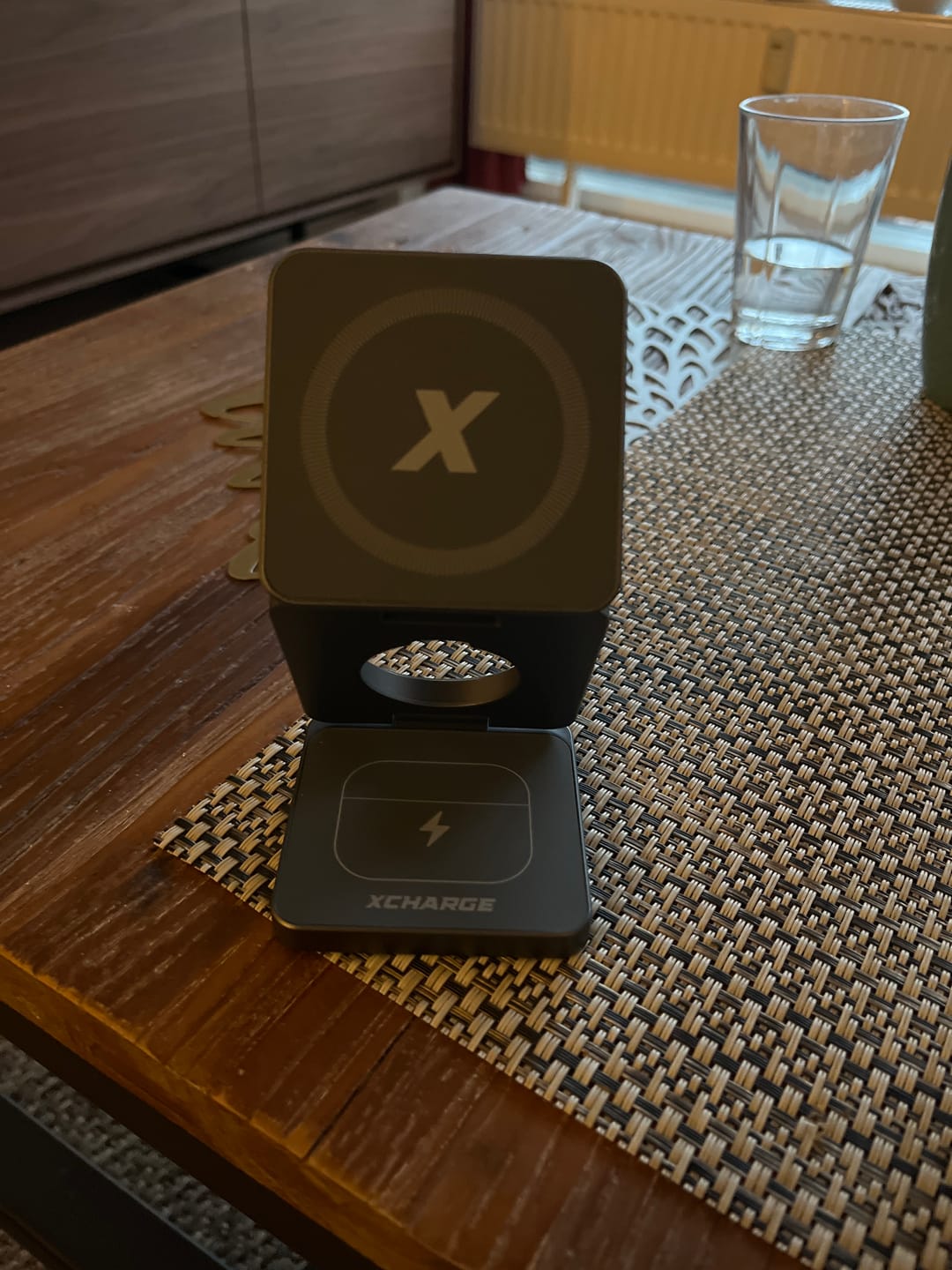Customer photo review of XCHARGE T15™ - Foldbar 3-i-1 Trådløs Oplader
