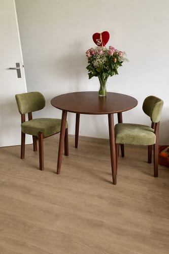 Customer photo review of TRADITION - Table a manger ronde 4 personnes en pin massif D90 finition noyer
