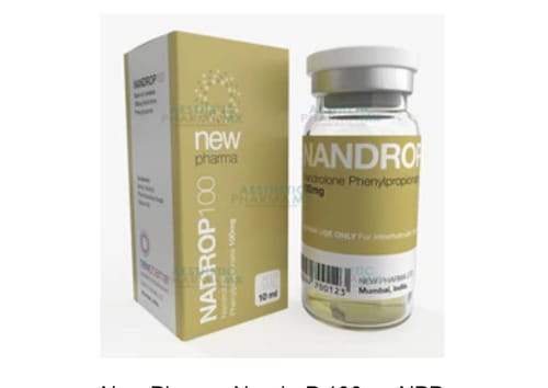 Cliente mostrando el vial y la caja del producto New Pharma NandroP 100mg NPP.