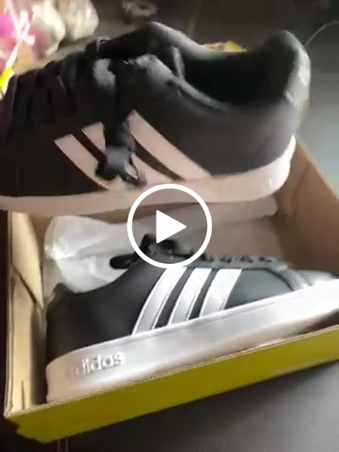 Customer video review of Tenis Neo Grand Court Negro Blanco