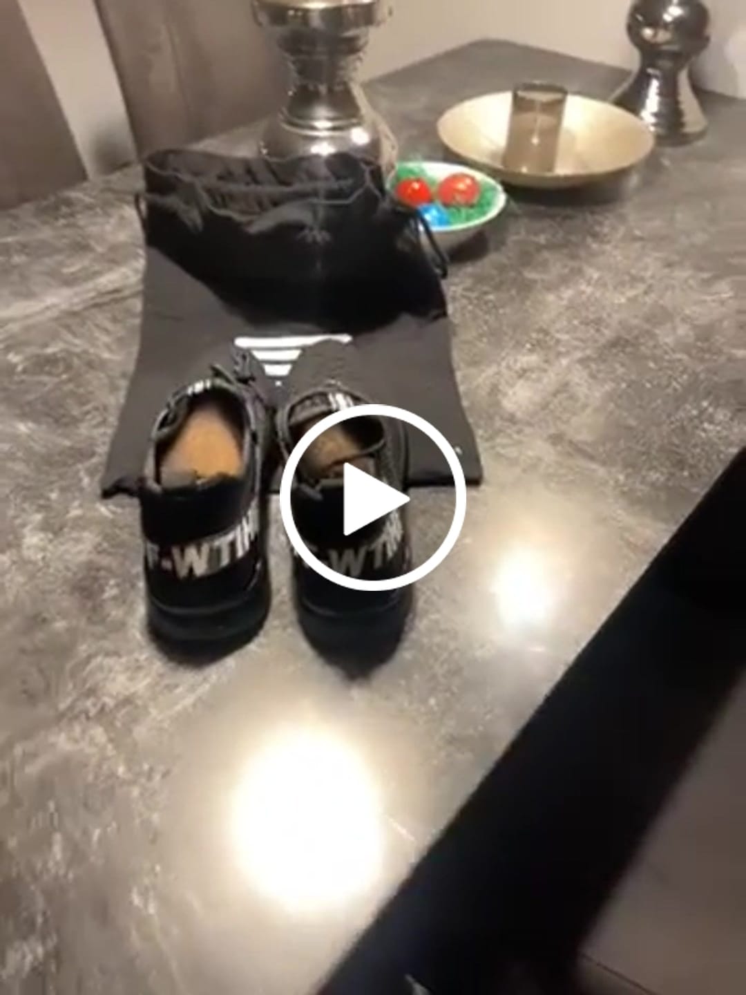 Customer video review of ELEVATESHOES AIR