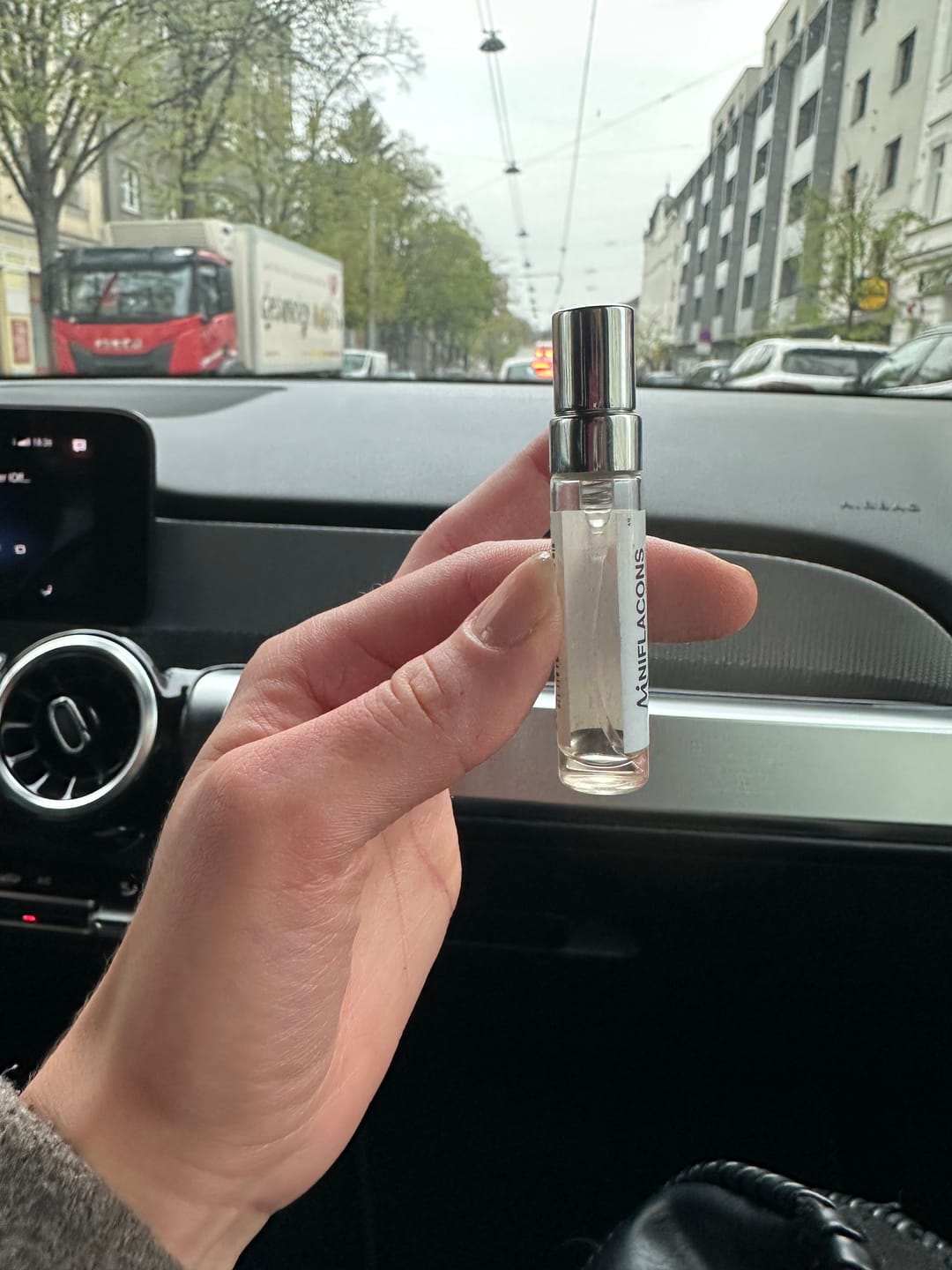 Customer photo review of Hibiscus MahaJád
