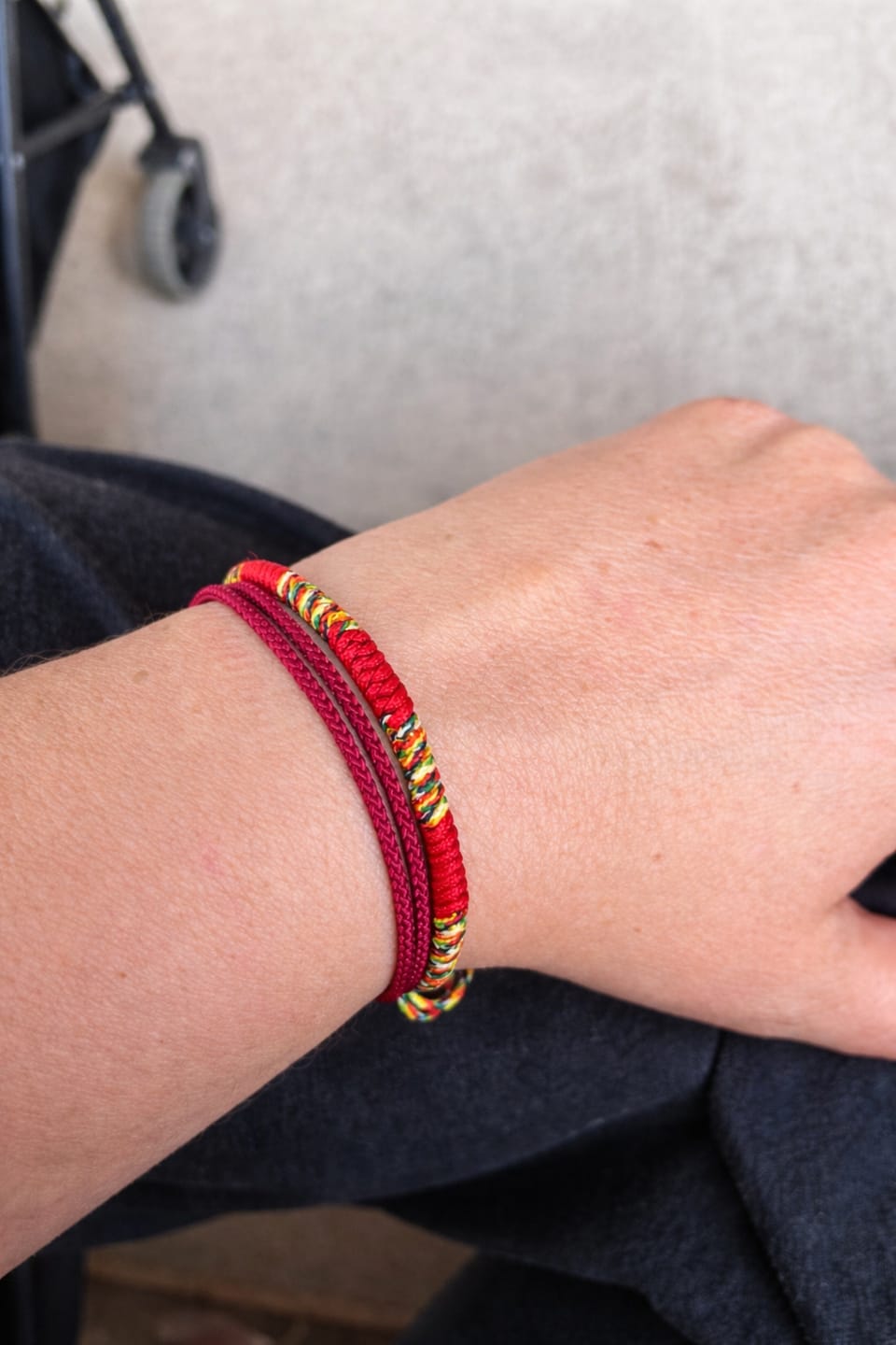 Customer photo review of Pulsera budista de protección (2x1)