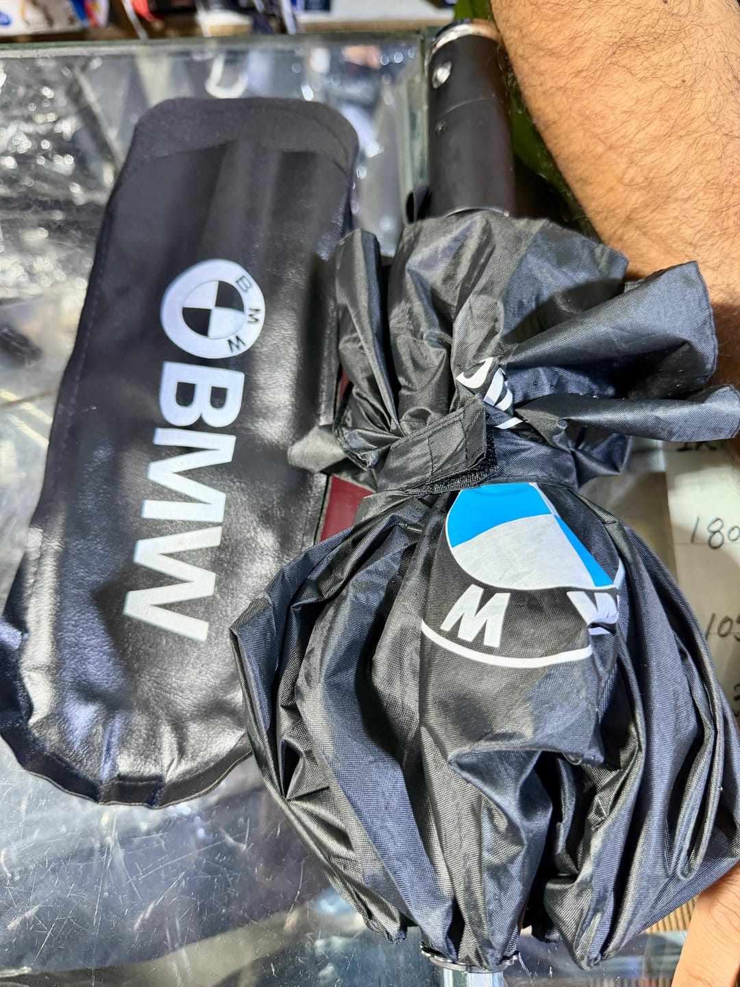 Customer photo review of Lot Imported UV Protective BMW Windproof Folding Umbrella