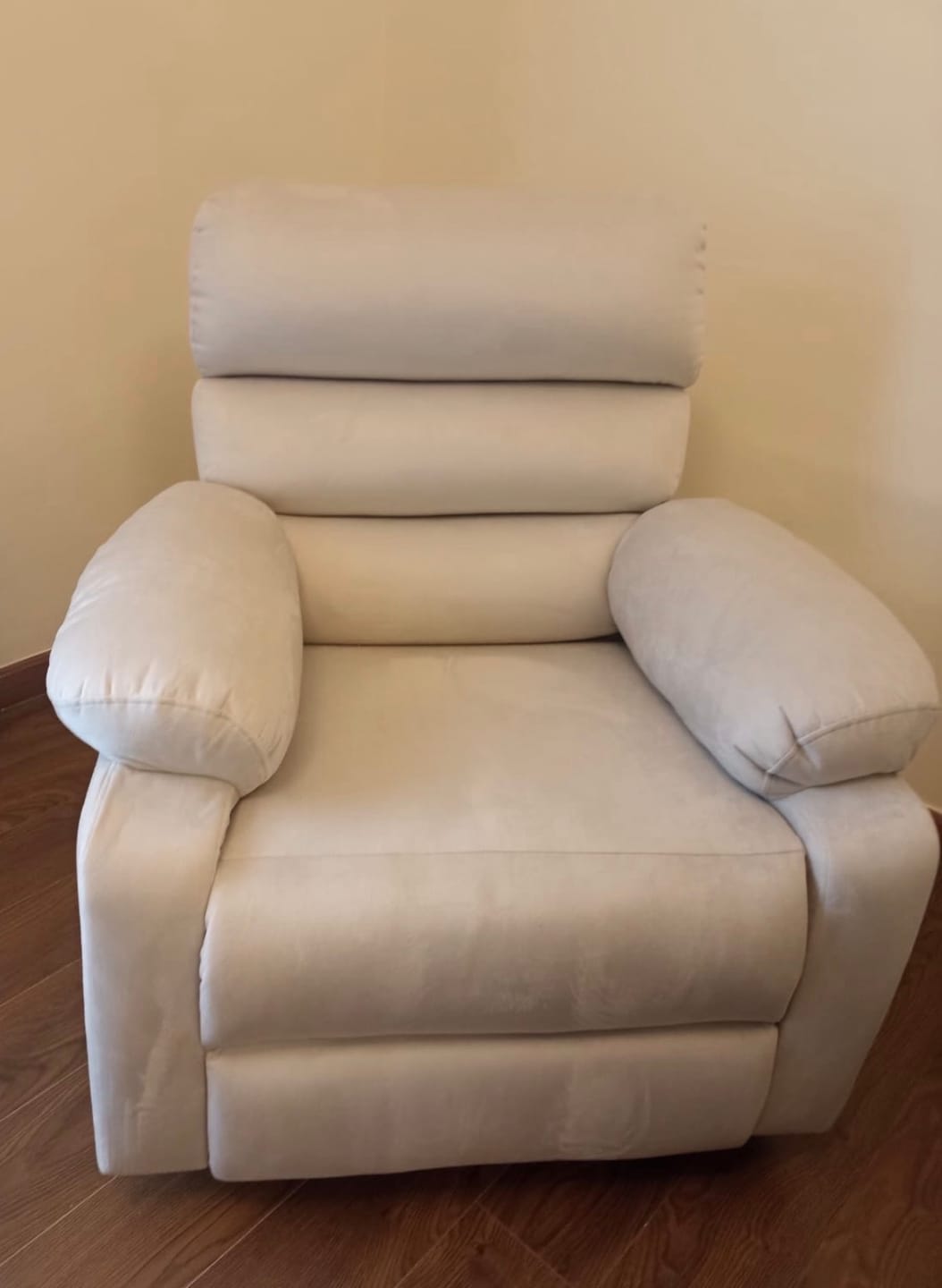 Customer photo review of Razy- Lazy Boy Chair