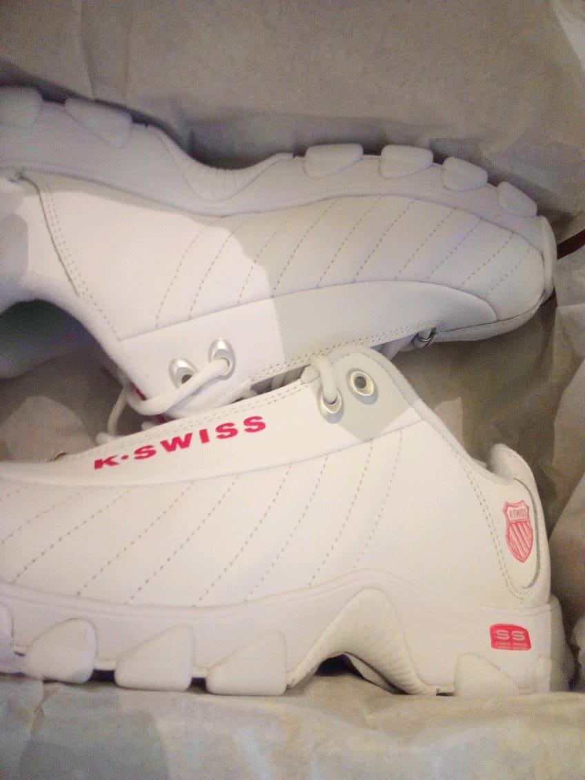 Customer photo review of 93426-156-W | ST329 CMF | WHITE/SHOCKING PINK