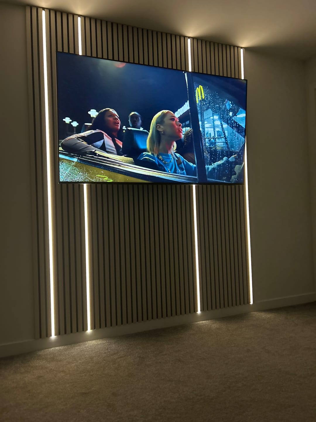 Customer photo review of Premium LED light kit 4 x 240cm LED Light Strips