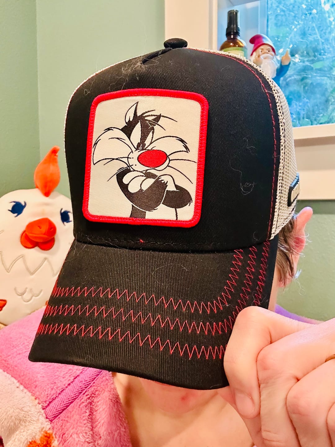 Customer photo review of OVERLORD X Looney Tunes: The Sylvester Trucker Cap