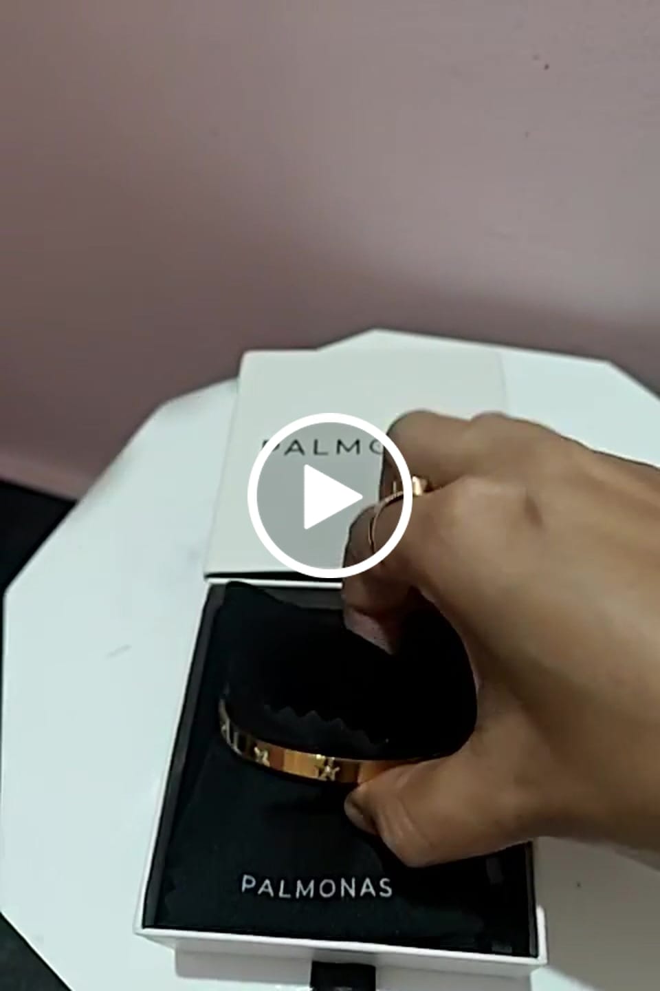 Customer video review of Golden Line of Light Kada