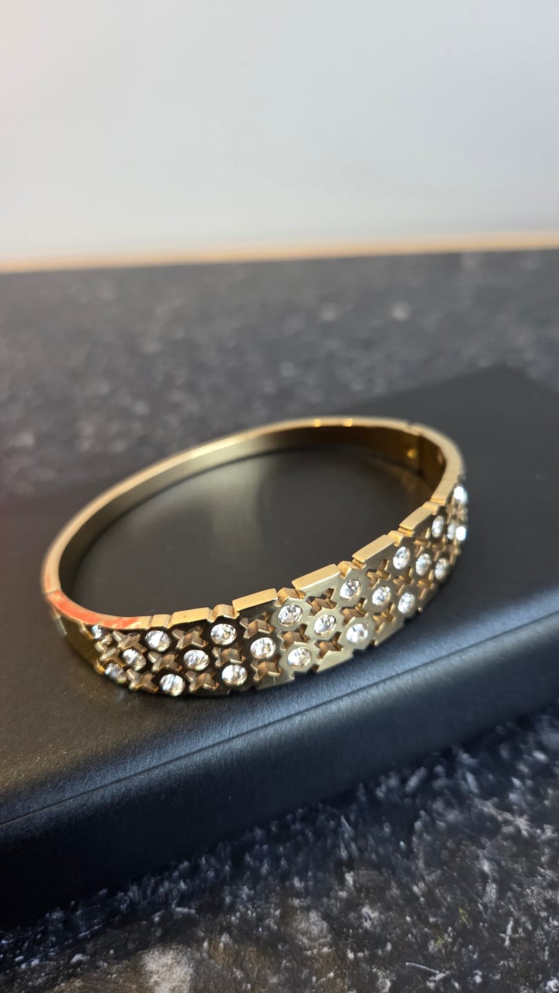 Customer photo review of Shimmering Star Gold Bangle Bracelet