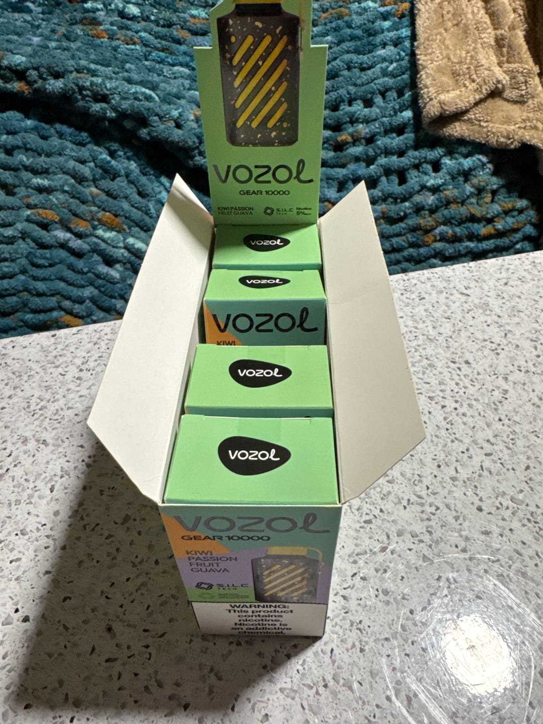 Customer photo review of Kiwi Passion Fruit Guava - Vozol Gear 10000