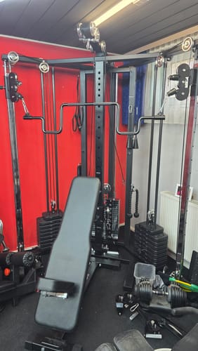 Customer photo review of THE ANDREONI BAR - A revolutionary cable machine attachment.