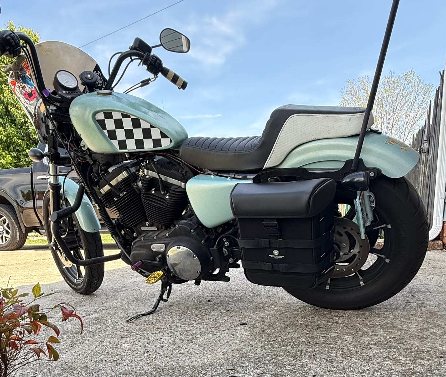 Customer photo review of 15L - Incognito Quick Mount Medium Solo Saddlebag (Left Only) for Harley Sportster S (RH1250S) RA1