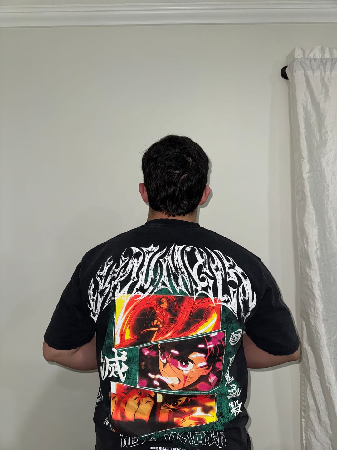 Customer photo review of 4297 - Demon Slayer: Kimetsu no Yaiba - Anime Tees