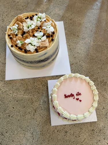 Customer photo review of chocolate caramel cake