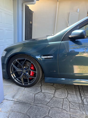 Customer photo review of VE-VF Commodorde 6POTS Front Compelete Kit - With Rotors