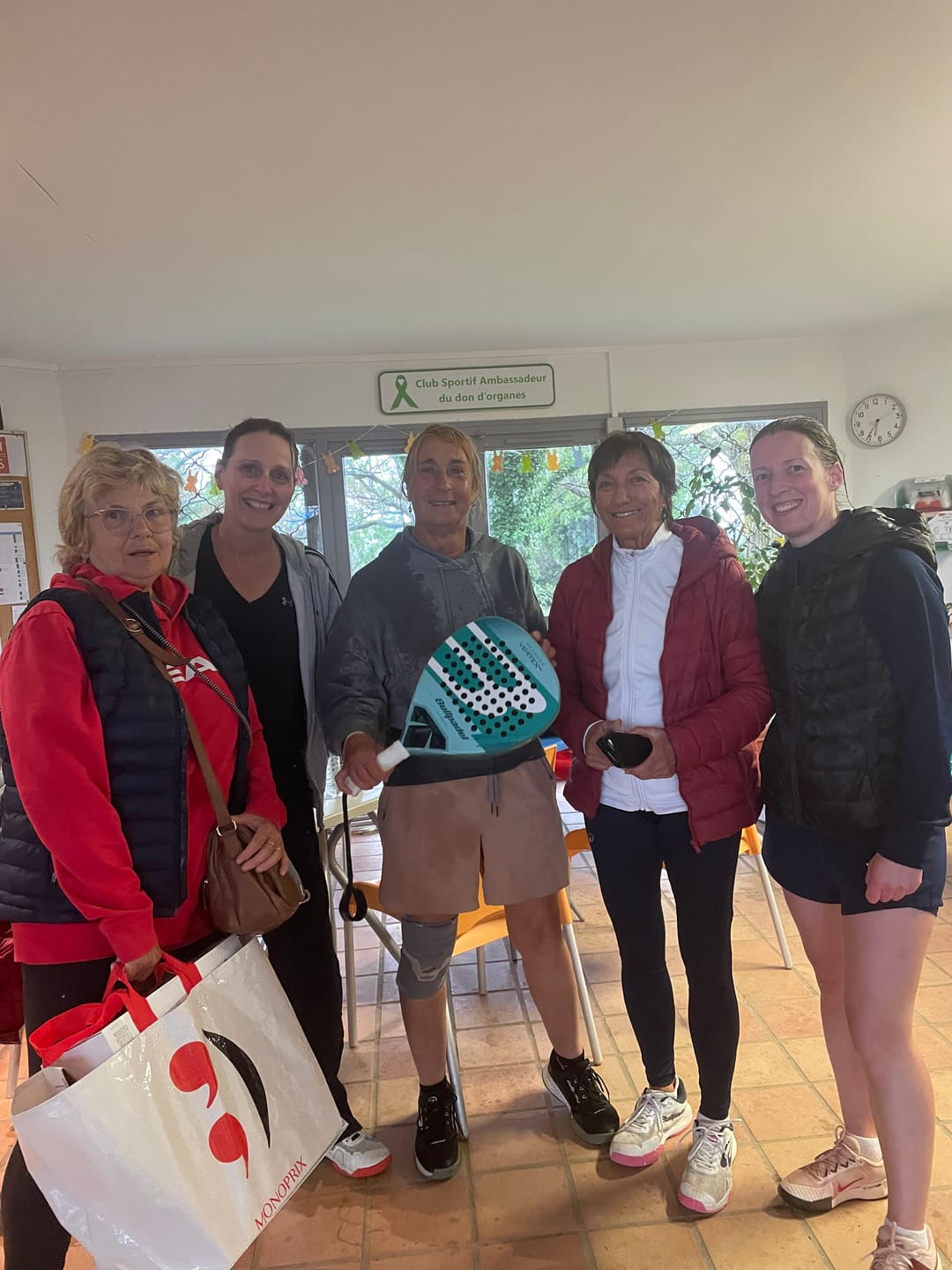 Customer photo review of PACK  BULLPADEL VERTEX 04 WOMAN  2025