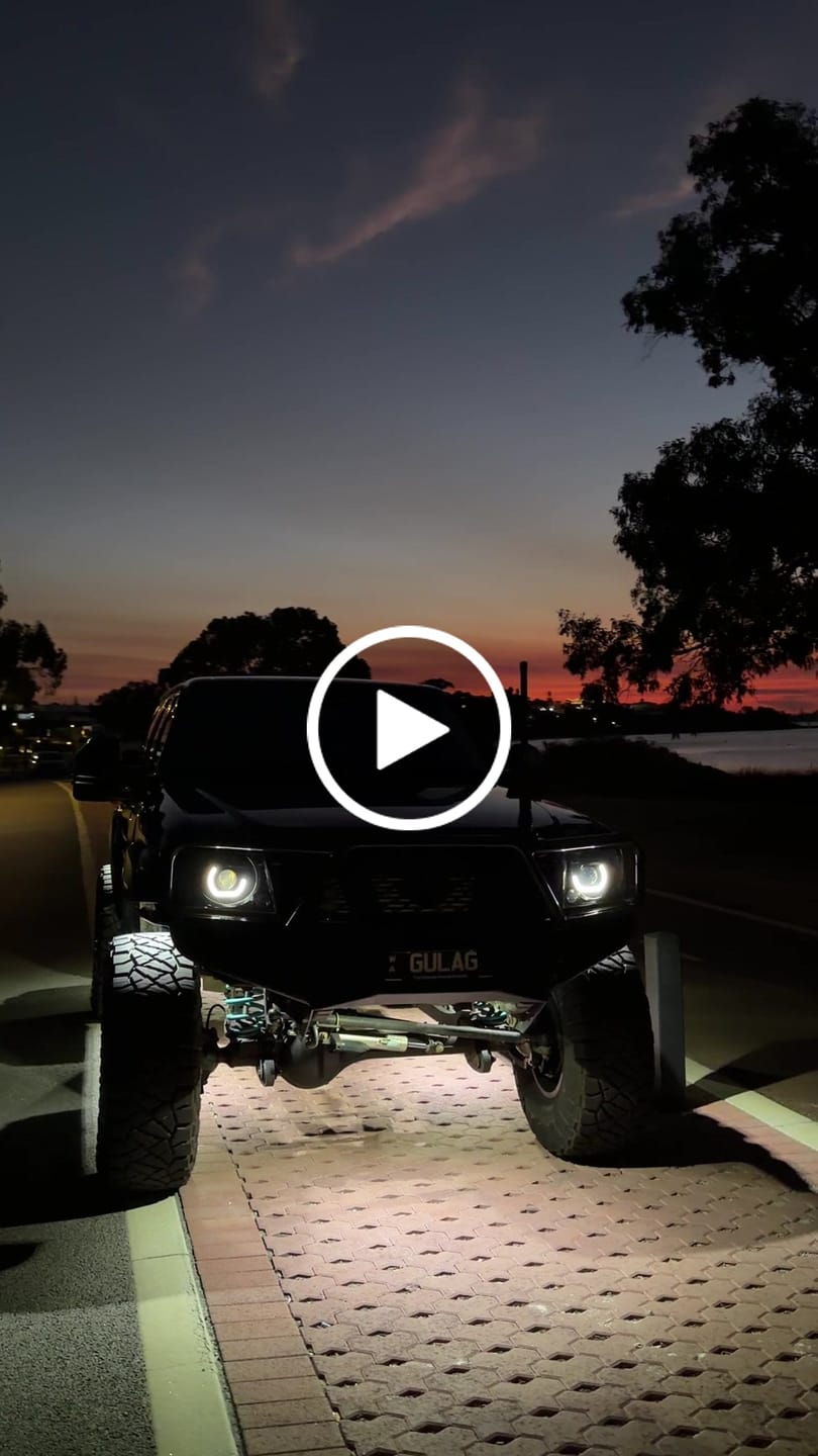 Customer video review of CX6™ RGBW Rock Lights - 10 Pack
