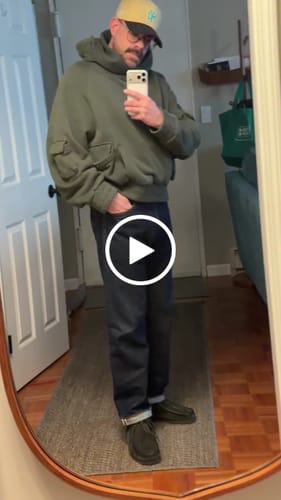 Customer video review of Pullover Cargo Hoodie - Pine