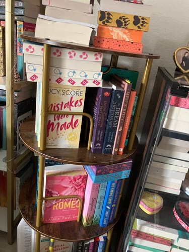 Customer photo review of Flycity 3-5 Tier Rotating Bookshelf With 360° Spinning Display