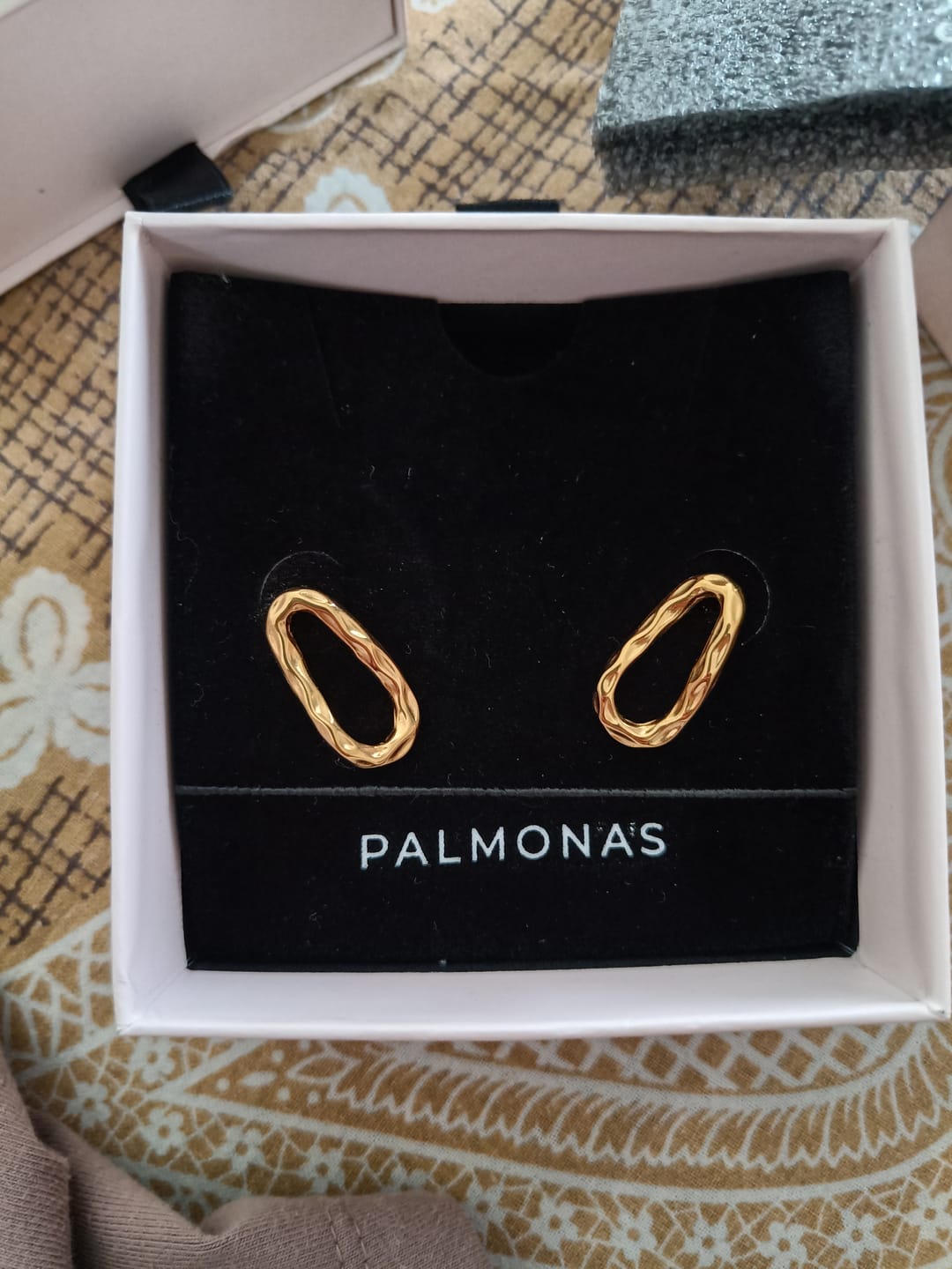 Customer photo review of Abstract Oval Earrings