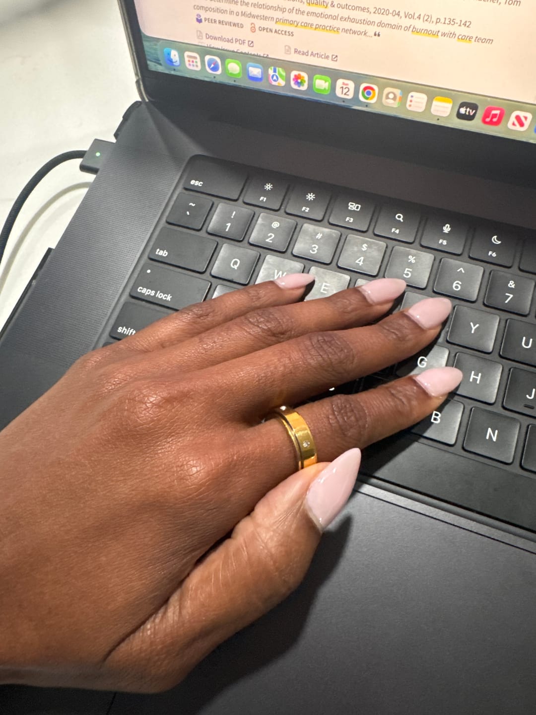 Customer photo review of Spins Love Ring (Bundle)