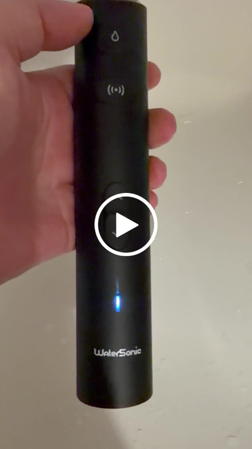 Customer video review of 【 3月16日発送予定 予約注文限定 13%OFF 】Water Sonic フルセット  口腔洗浄器と音波振動の同時使用 ウォーターソニック