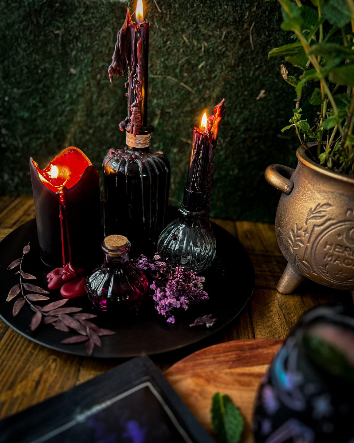 Customer photo review of Vampir Kerzen ROTE Tränen!  Schwarze Kerzen