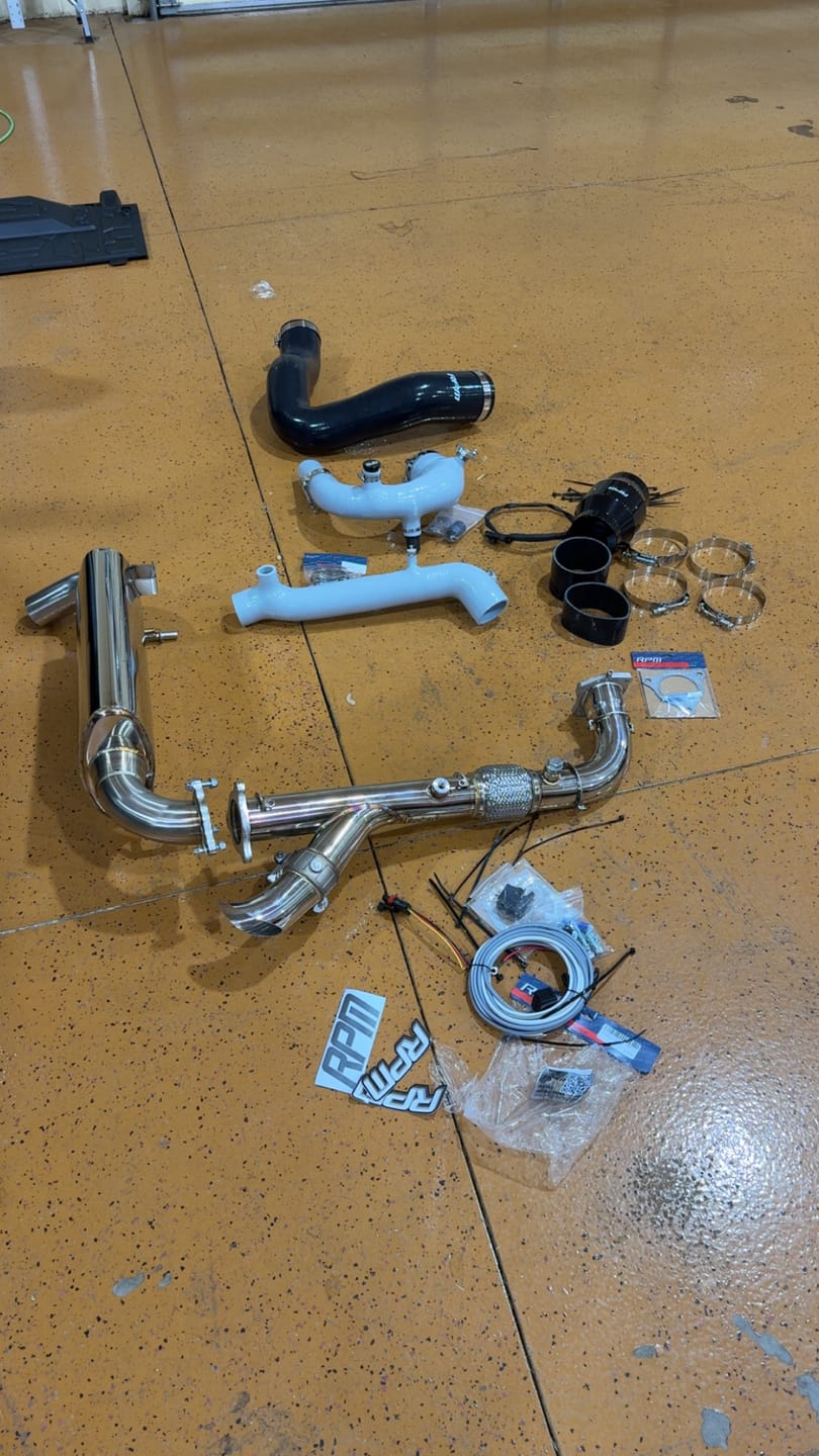 Customer photo review of RPM Polaris RZR PRO XP & Turbo R/Pro S Silicone Intake & Charge Tube SET