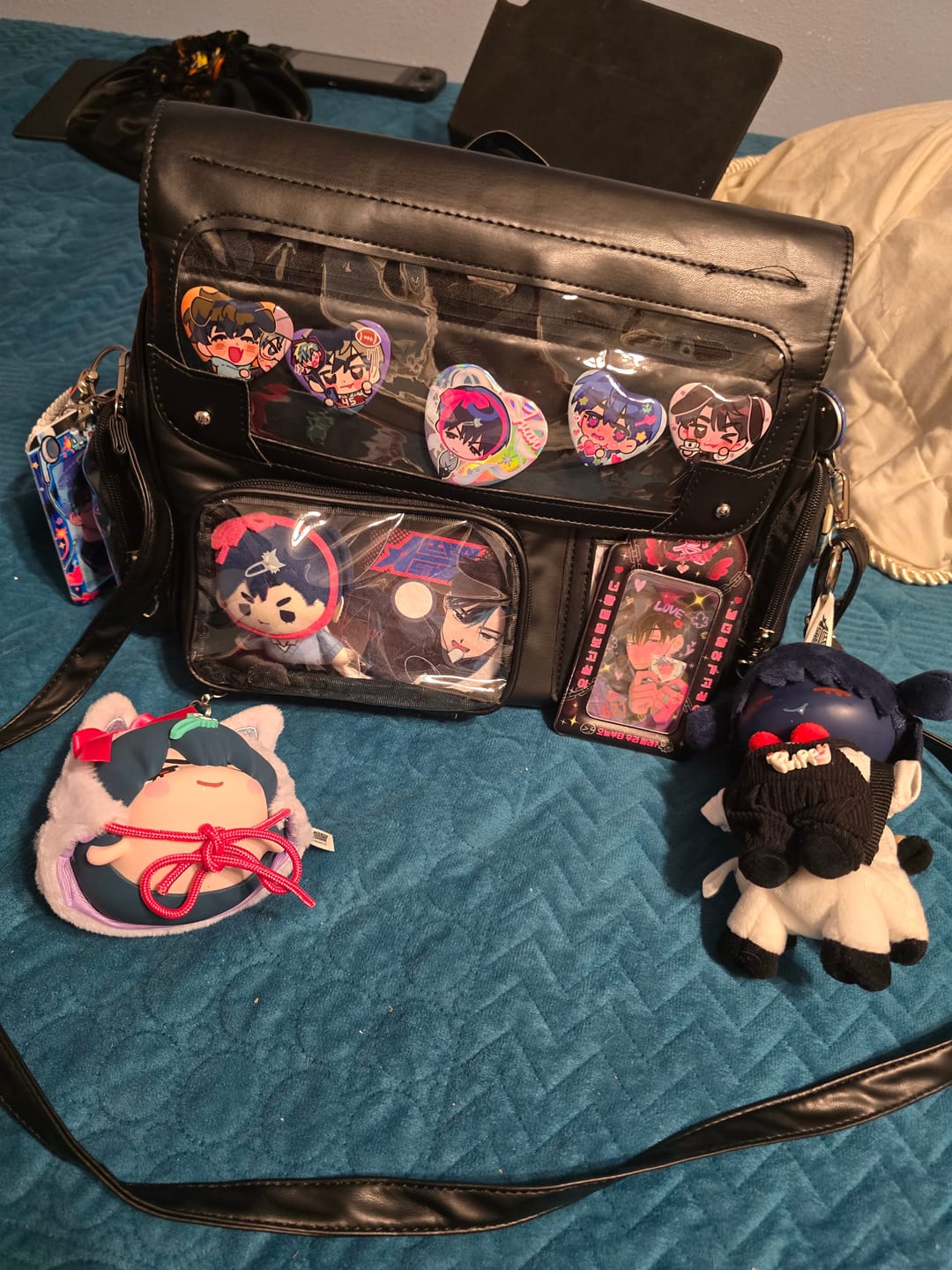 Customer photo review of Kawaii Ita Shoulder Bag