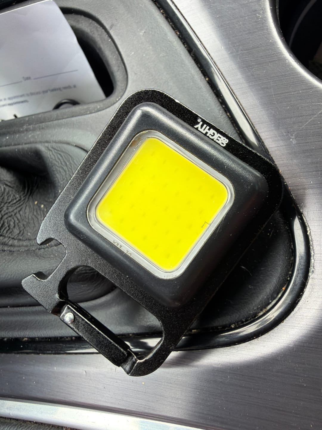 Customer photo review of 80Eighty® Mini 3-1 Flashlight Keychain