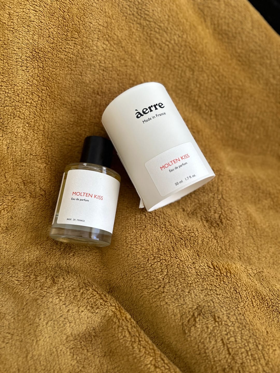 Customer photo review of Molten Kiss
