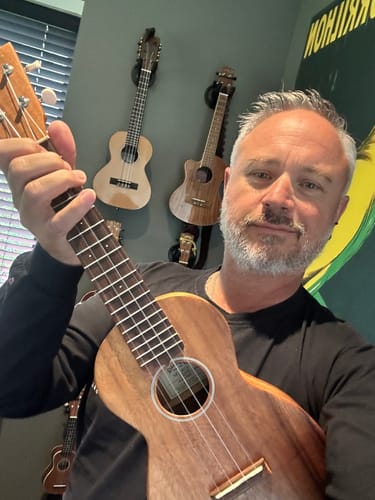 Customer photo review of Second hand Martin C1K Concert Ukulele Solid Hawaiian Koa with Nickel Tuners, Hand-Rubbed Finish & Gig Bag Australia