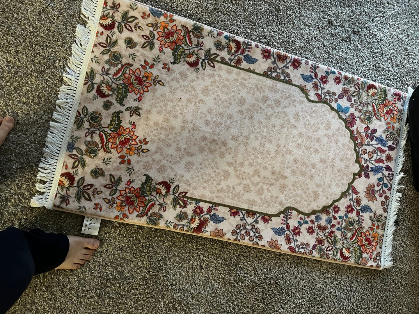 Customer photo review of Barakah Padded Prayer Mat