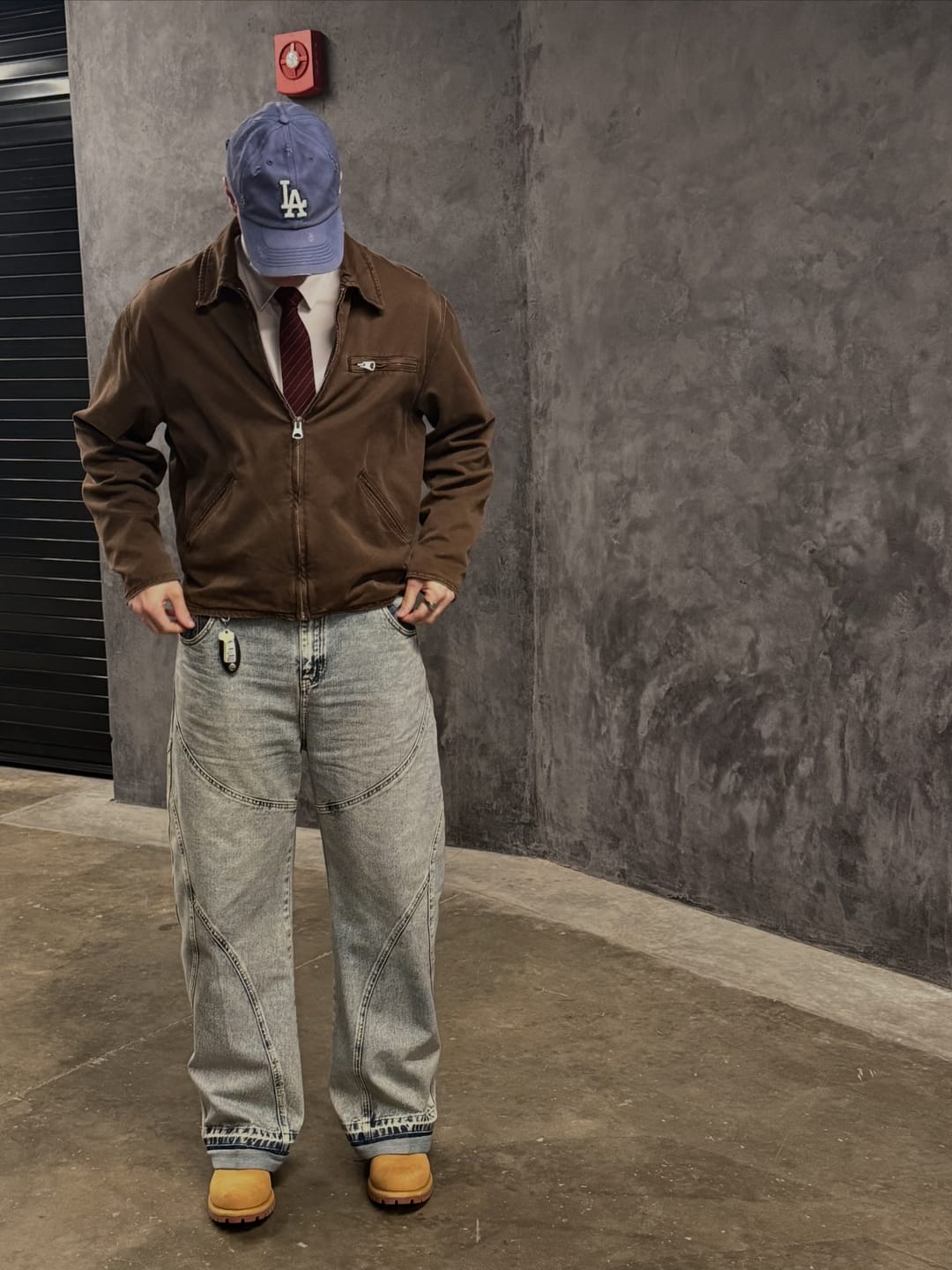Customer photo review of Aelfric Eden Rope Washed Baggy Barrel Jeans
