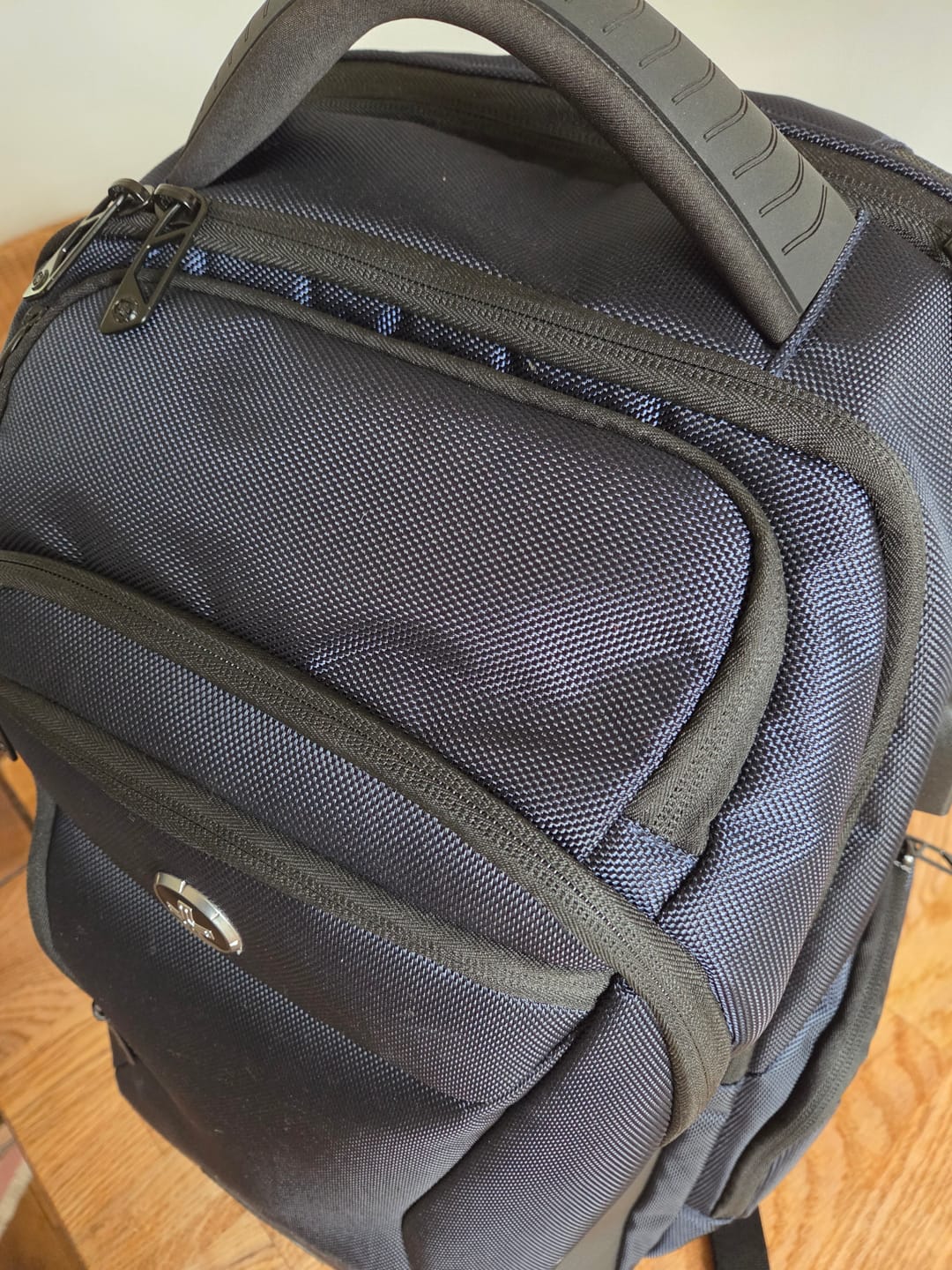 Customer photo review of TERABYTE NG Dark Blue Backpack