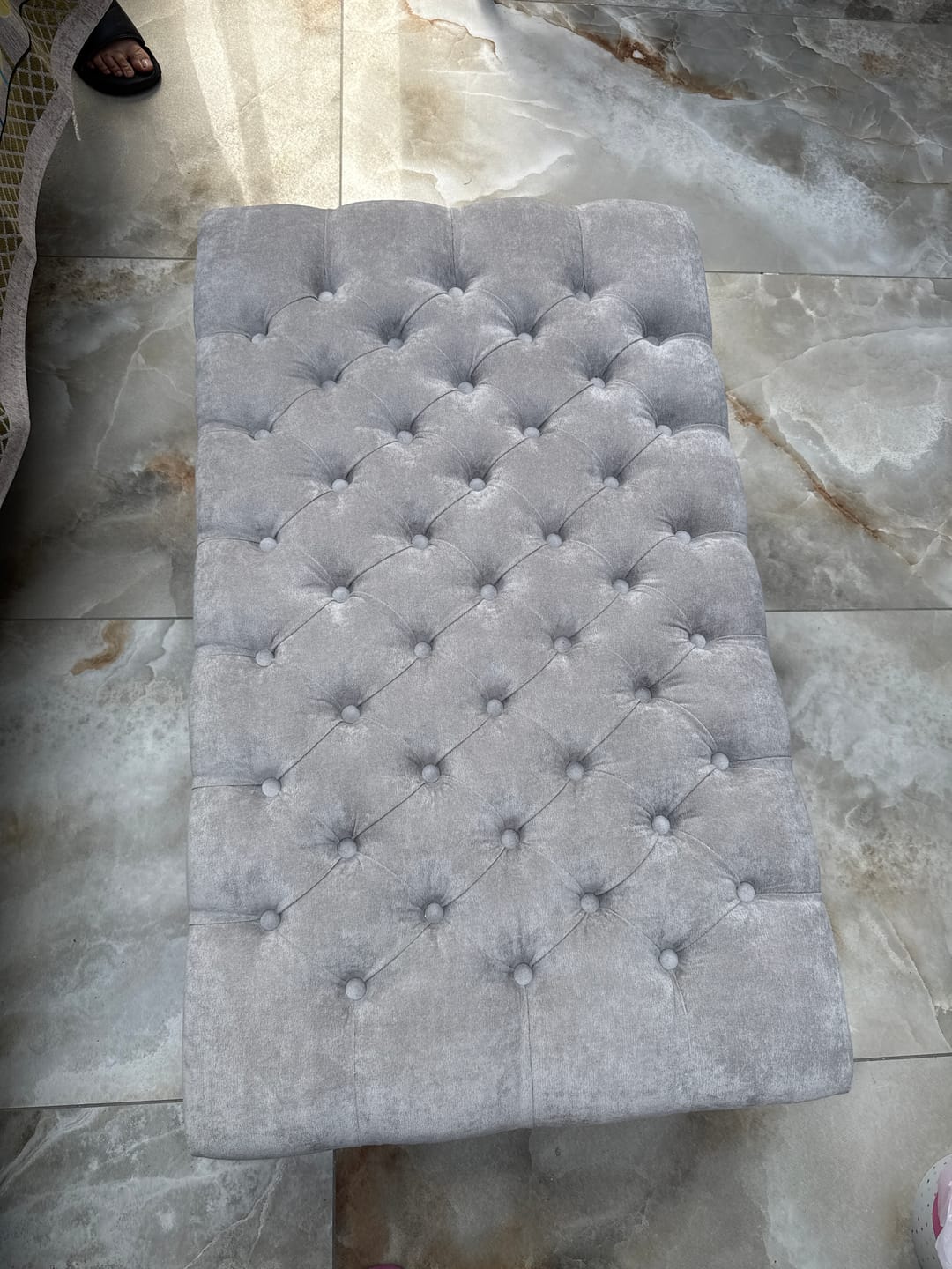 Customer photo review of Luxury Chesterfield Footstool Coffee Table – Naples Premium Upholstered Ottoman for Living Room