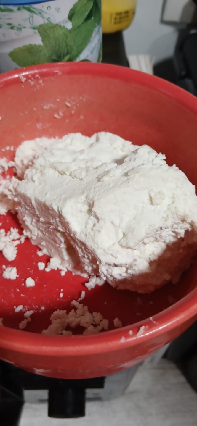 Customer photo review of Fresh Cretan Anthotyro – Traditional Greek Goat & Sheep Cheese (400–500g)