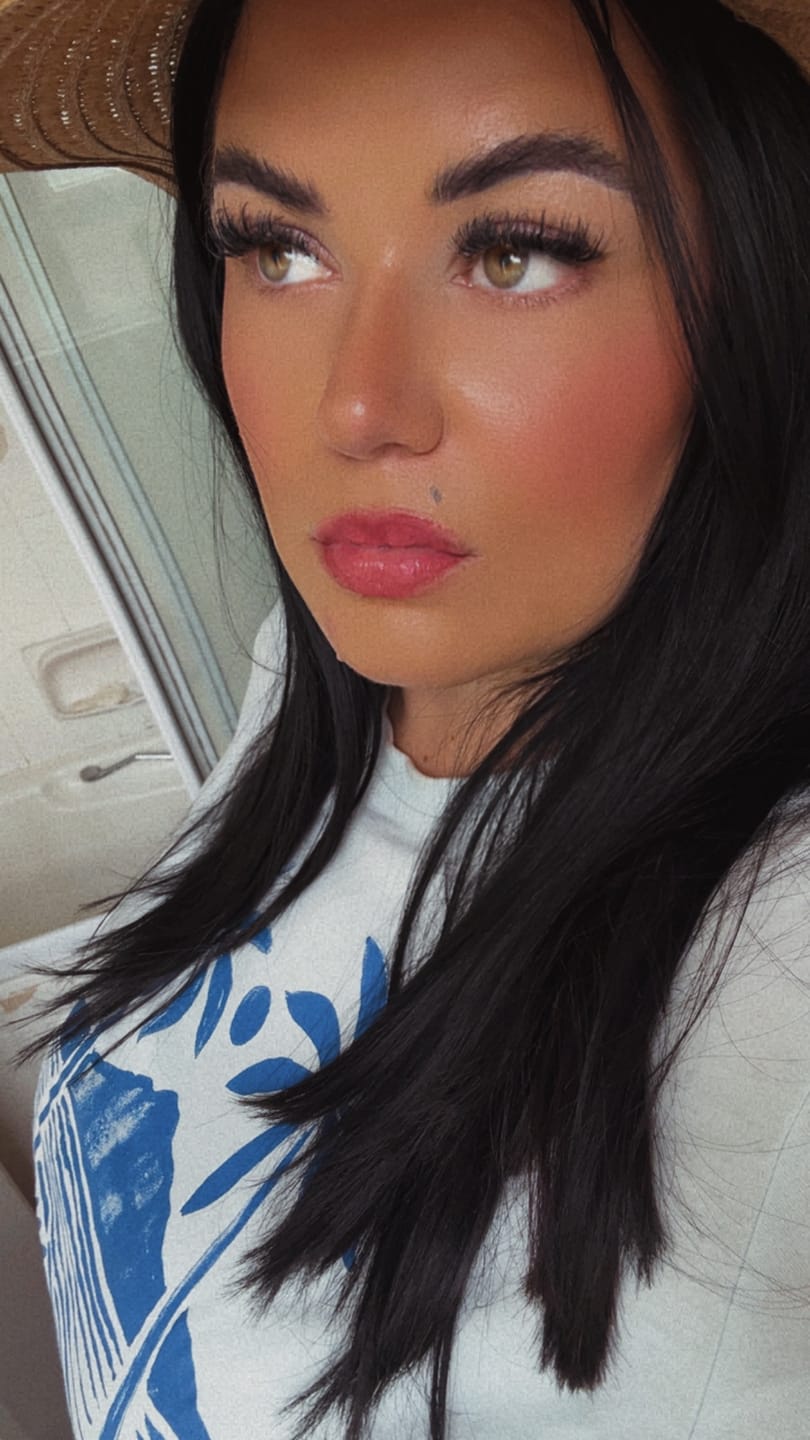 Customer photo review of Flora Lash Only