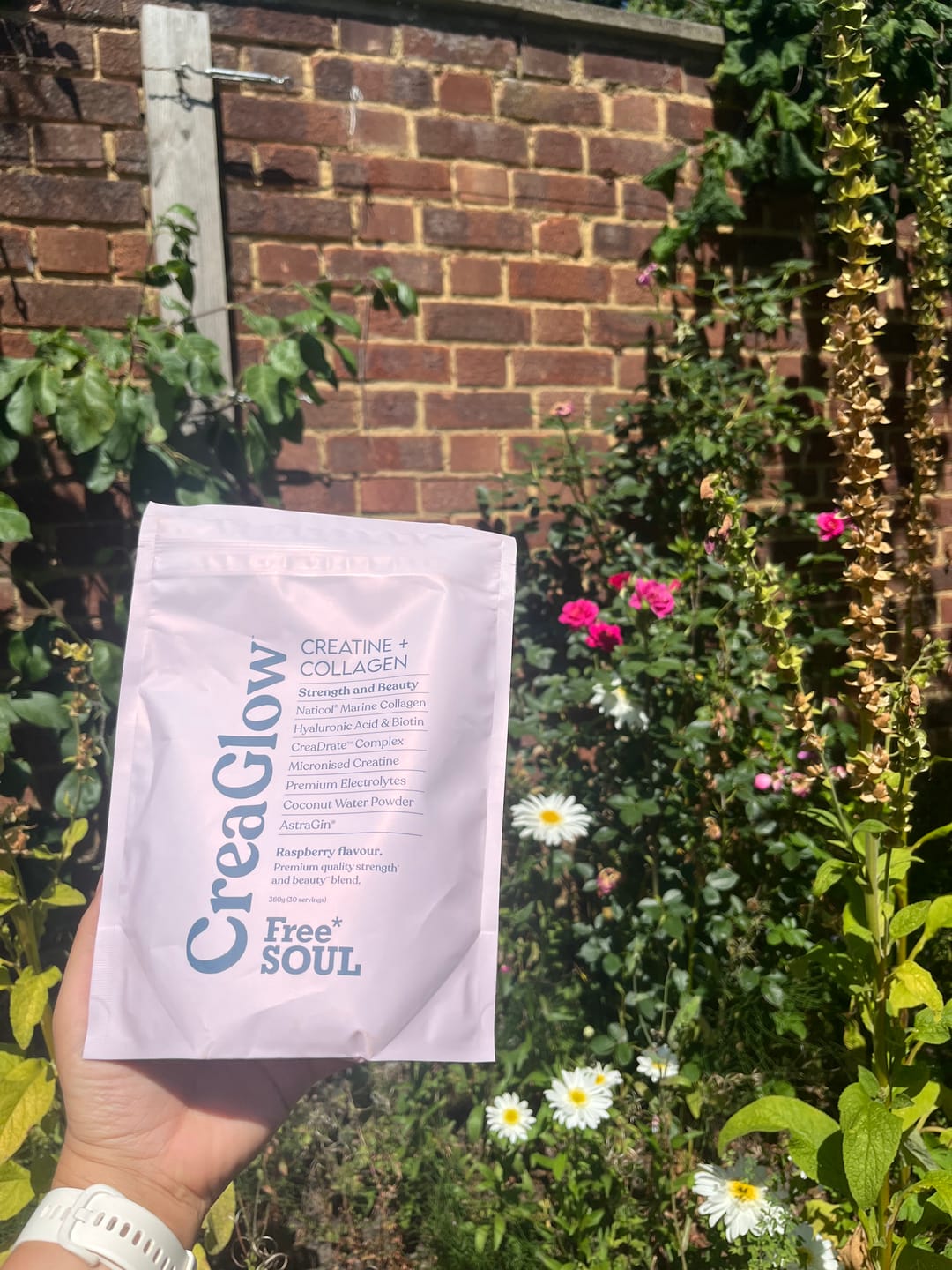 Customer photo review of CreaGlow: Creatine + Collagen Powder