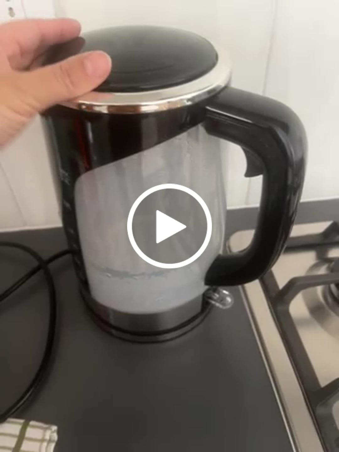 Customer video review of Hervidor eléctrico 2.5L Big Edition